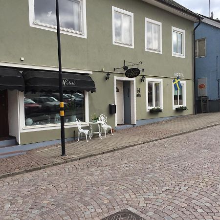 Hoejdens Lagprishotell Mönsterås Dış mekan fotoğraf
