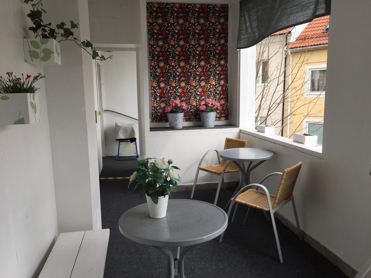 Hoejdens Lagprishotell Mönsterås Dış mekan fotoğraf
