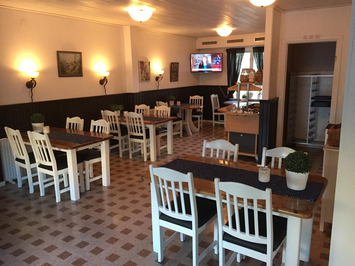 Hoejdens Lagprishotell Mönsterås Dış mekan fotoğraf