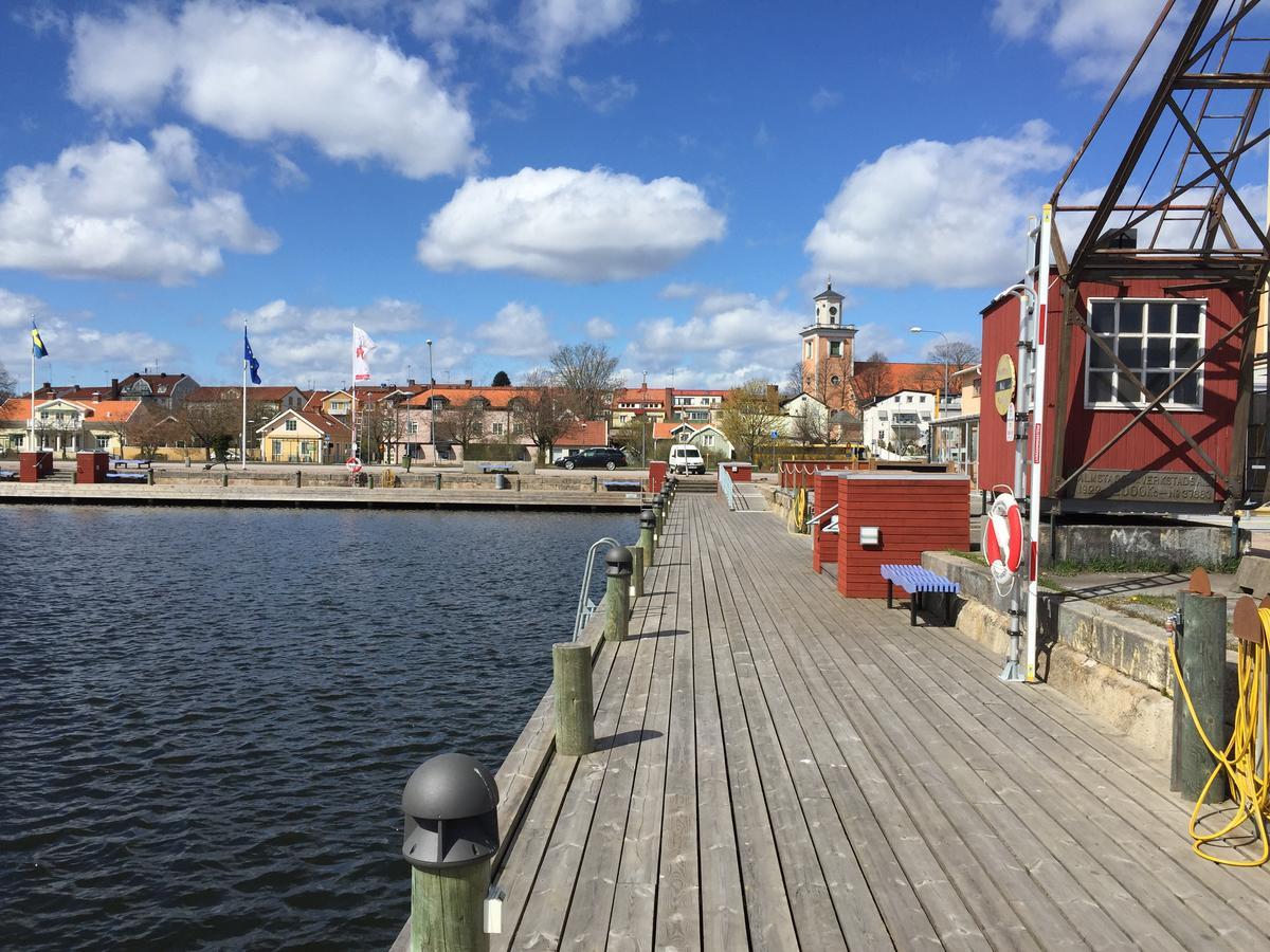 Hoejdens Lagprishotell Mönsterås Dış mekan fotoğraf